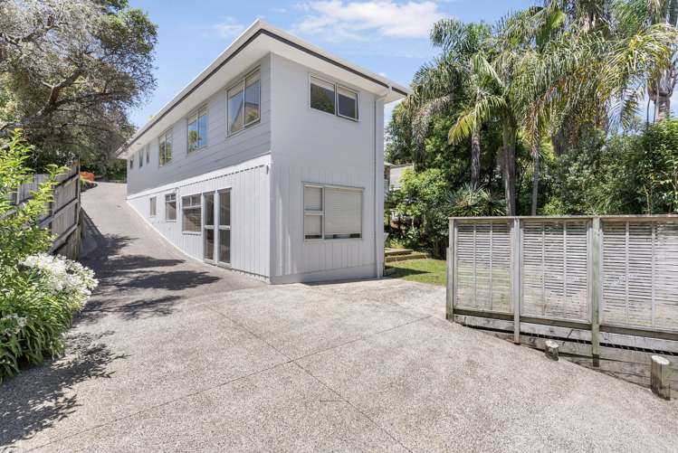 982 Beach Road Torbay_14