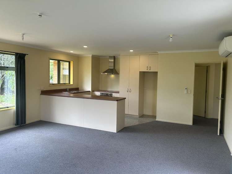 18 Whiting Drive 11199_2