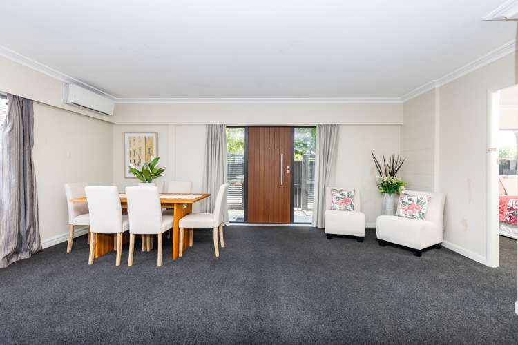 196 Clyde Street Hamilton East_11