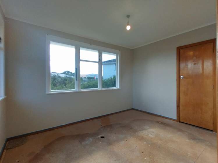 33 Castor Crescent Cannons Creek_6