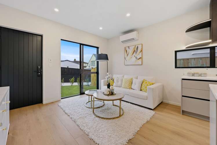 Lot 2-5/44 Bradbury Road Botany Downs_6