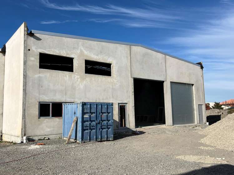 13/8 Lake Bryndwr Lane_0