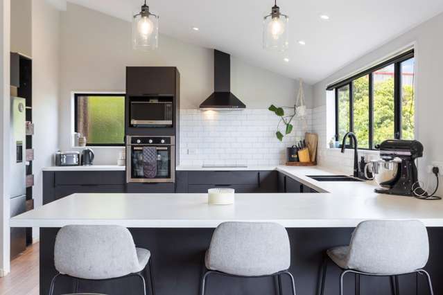 39a David Crescent Karori_3