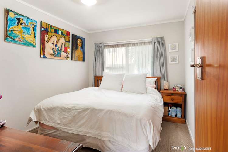 10/154 Onepu Road Lyall Bay_8