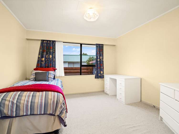 77 High Street Mosgiel_11