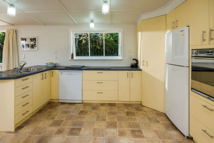 1 Orewa Street Torbay_16