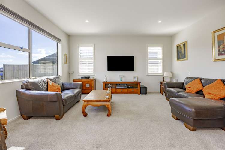 6 Doidge Street Beachlands_11