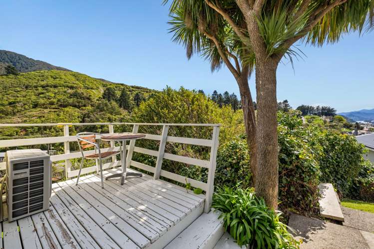 8 and 8a Angle Street Picton_16