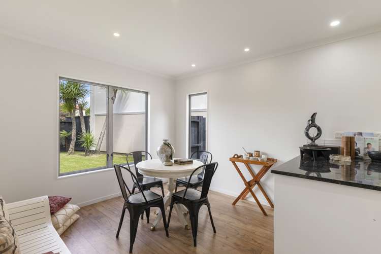 16 Chettle Court New Lynn_9