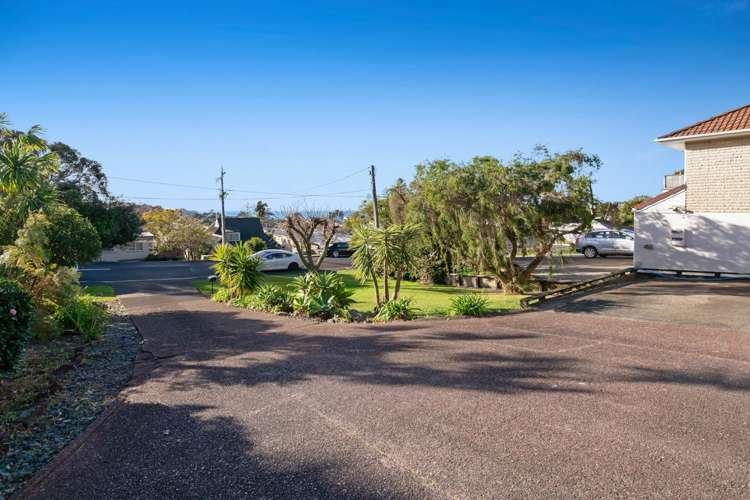 33 Surf Road Stanmore Bay_19