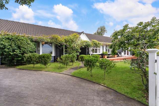 407 Redoubt Road Totara Park_2