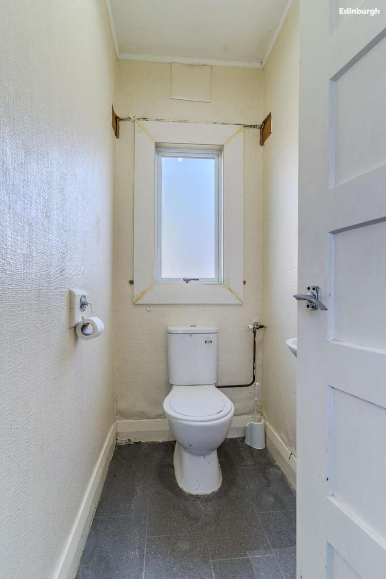 286 North Road North East Valley_21