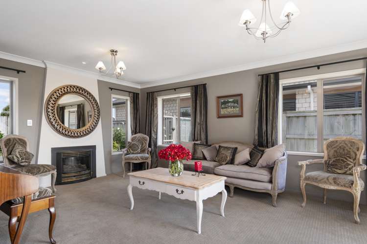 16 Glenmonarch Place Pyes Pa_10