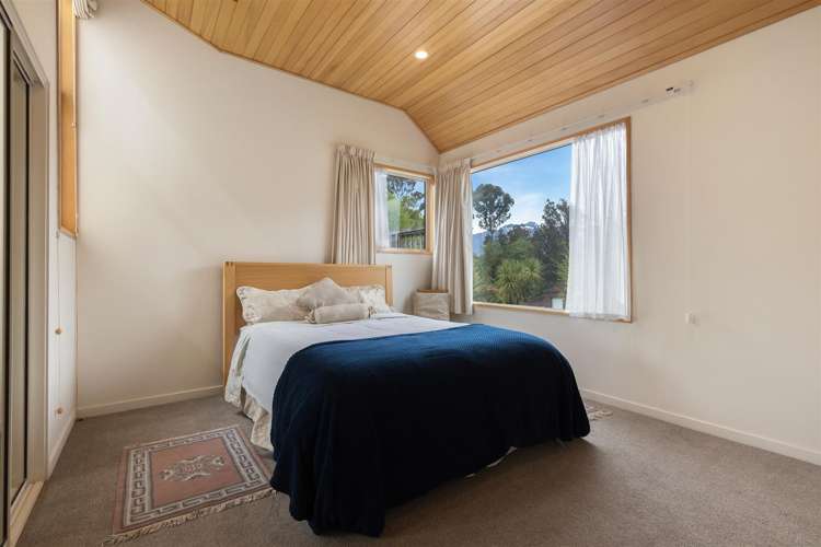 18 Evergreen Place Fernhill/Sunshine Bay_8