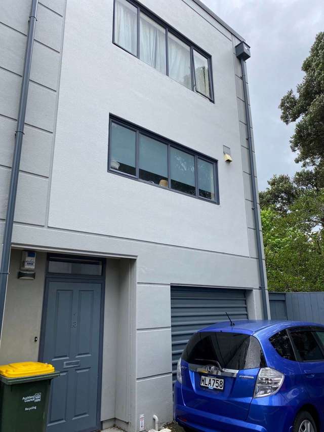 13/6 Ambrico Place New Lynn_1