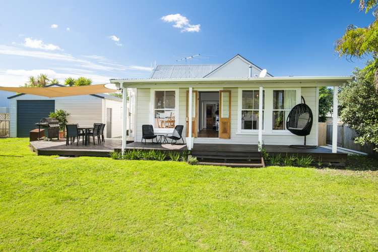 37 Lytton Road Riverdale_18