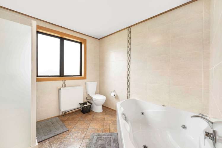 18 / 20 Surrey Street Gore_16