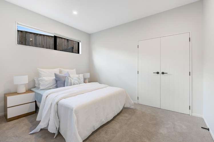 279 West Hoe Heights Orewa_28