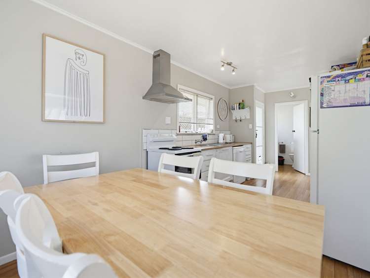 3 Joanna Place Deanwell_12