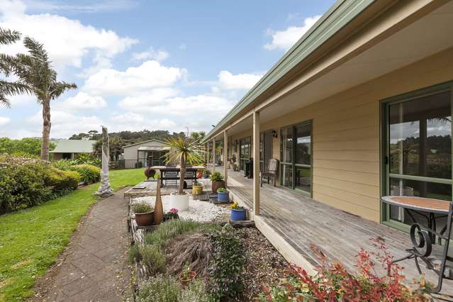 108 Valley Road Waimauku_4