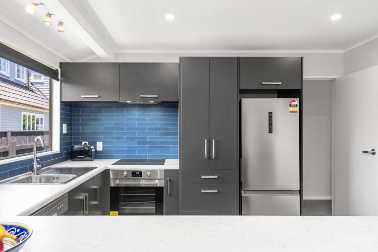 19b Totara Crescent Woburn_7