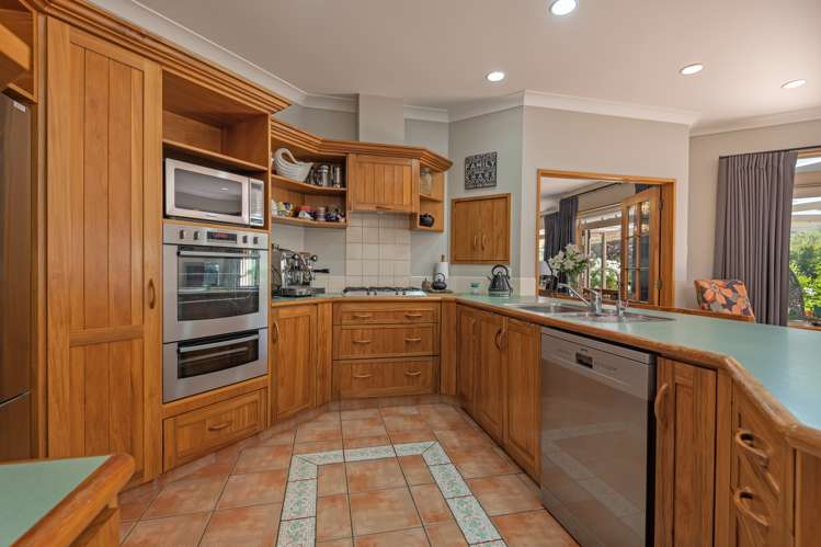 5 Balmoral Drive Terrace End_5