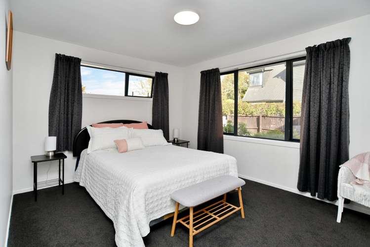 63 Trafford Street Harewood_10