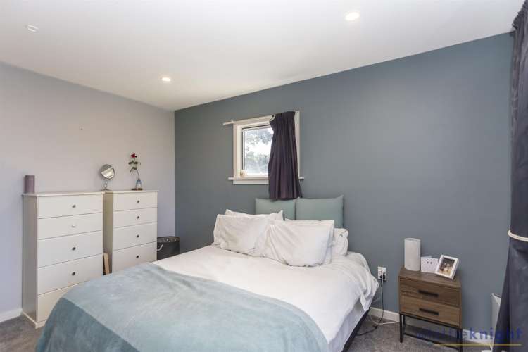 422 Yaldhurst Road Russley_10