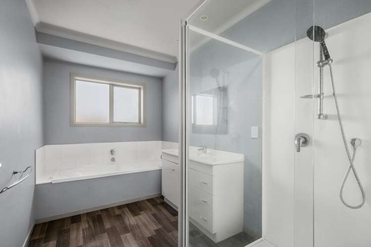 84 Aronui Road Alexandra_11