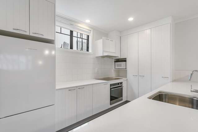 6f/8 Farnham Street Parnell_4