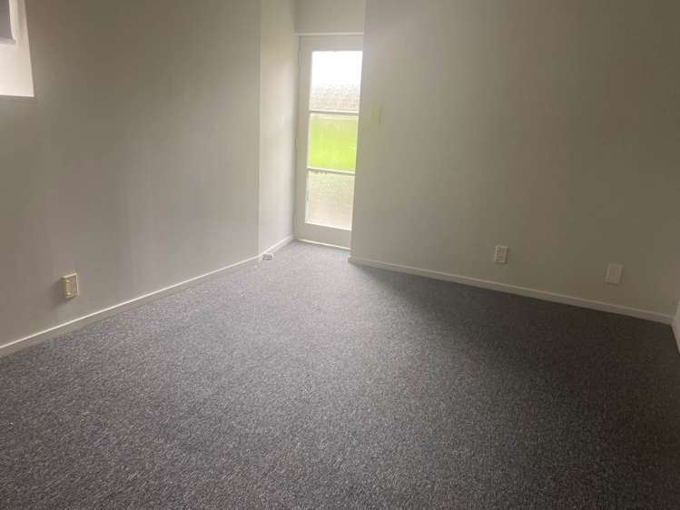 57 Beaumonts Way Manurewa_10