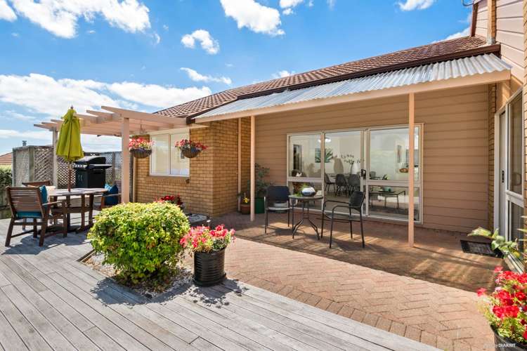 6 Crescent Hills Court Northpark_14