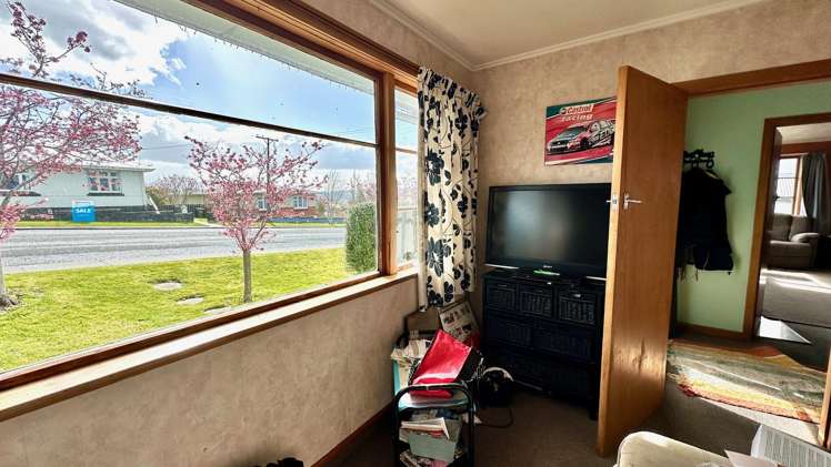 27 Christie Street Balclutha_6