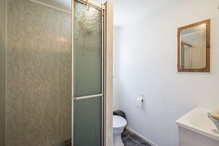 146 Raumati Road Raumati Beach_18