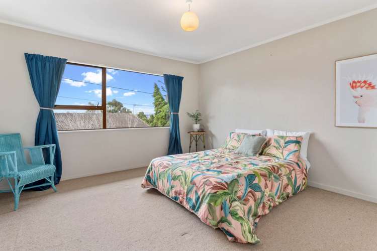 1/3 Tirimoana Road Te Atatu South_5