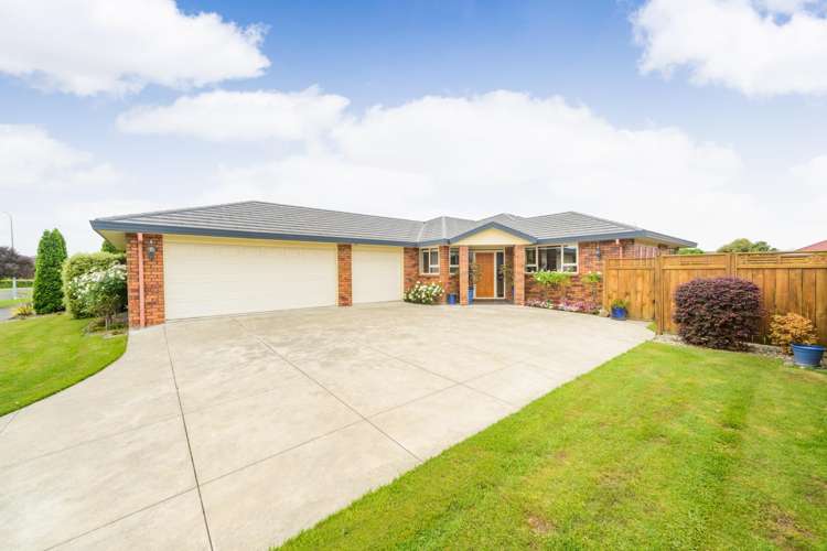 37 Liberty Grove Kelvin Grove_1