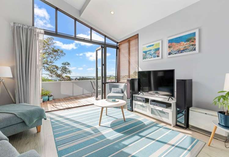 2/51 Penguin Drive Murrays Bay_6