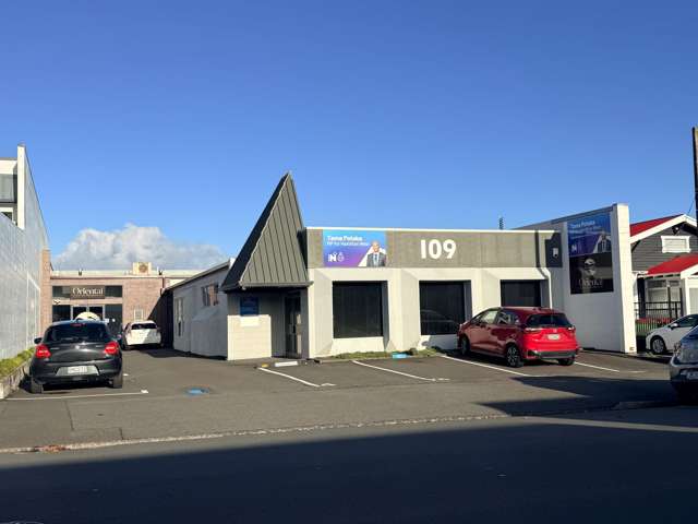 CBD fringe office