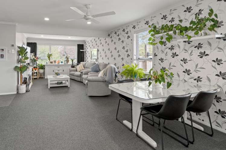 98 Solway Crescent Solway_7