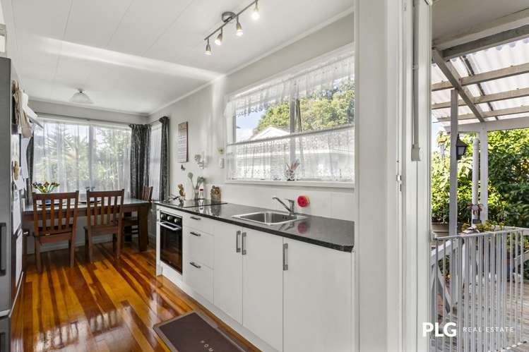 4 Awakino Place_2