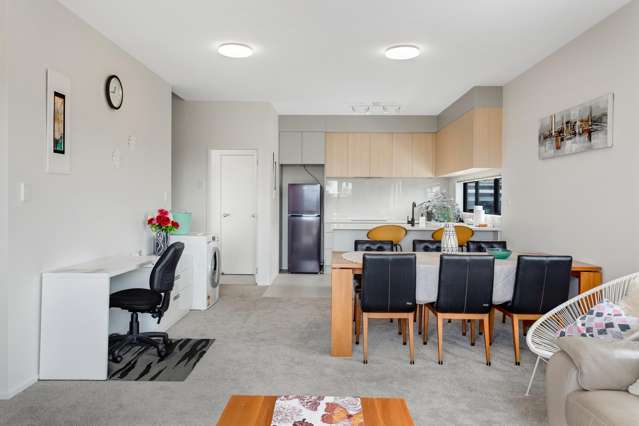 3 & 4/43A Waimumu Road Massey_1