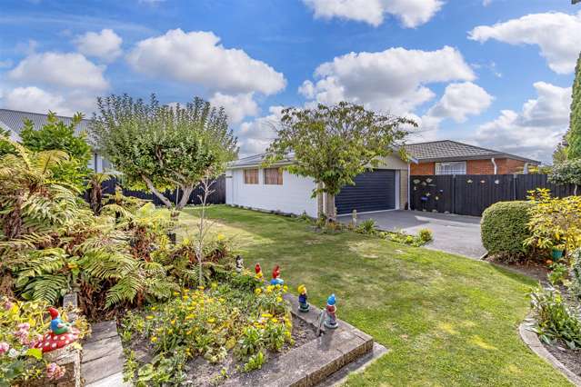77 Halberg Street Dallington_2