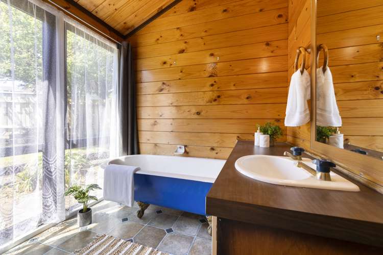 295 Mangorei Road Merrilands_16