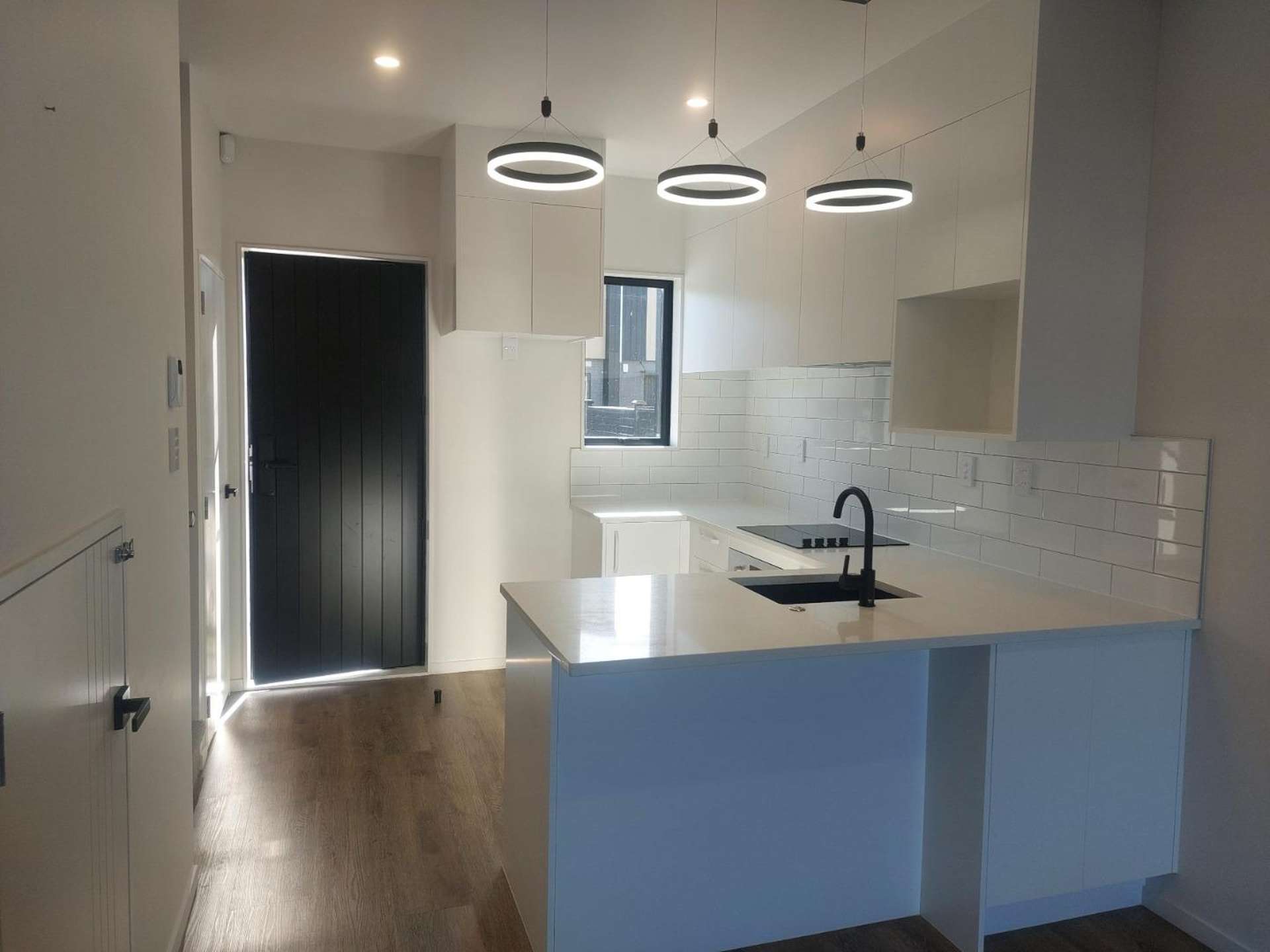 13 Kiato Lane 10673_0