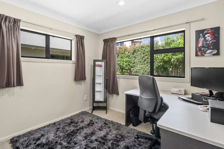 24 Devoy Drive Owhata_14