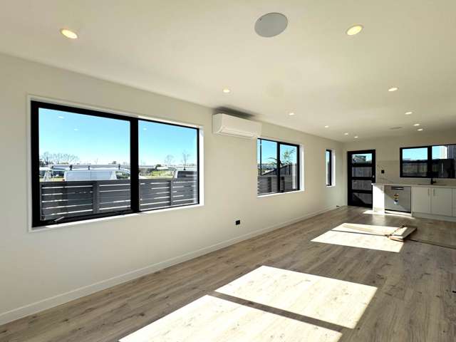 4/75 Te Taruna Drive Milldale_3