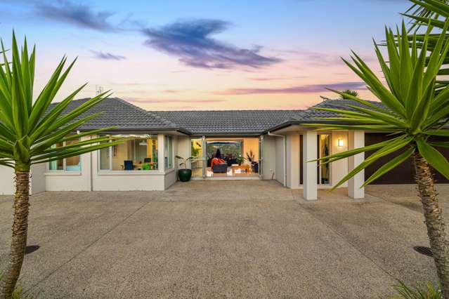 Brick & Tile Lifestyle Beauty In Wainui