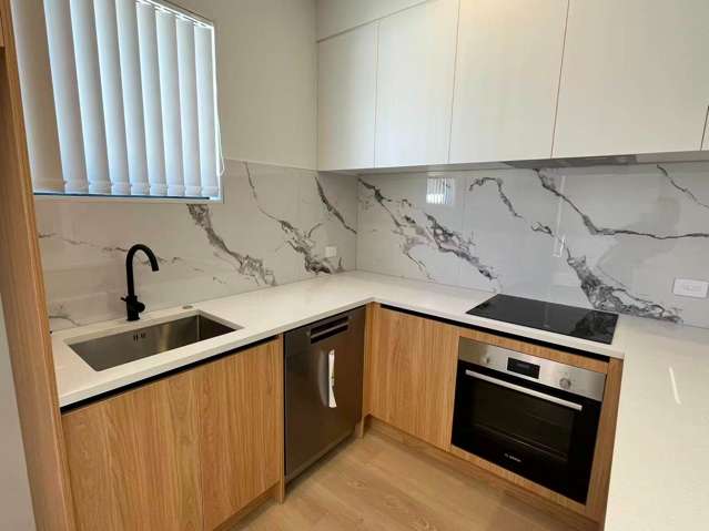 6/234 Te Atatu Road Te Atatu South_3