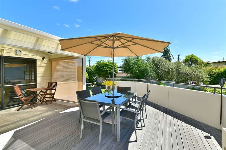 6 Crown Road Tindalls Beach_4