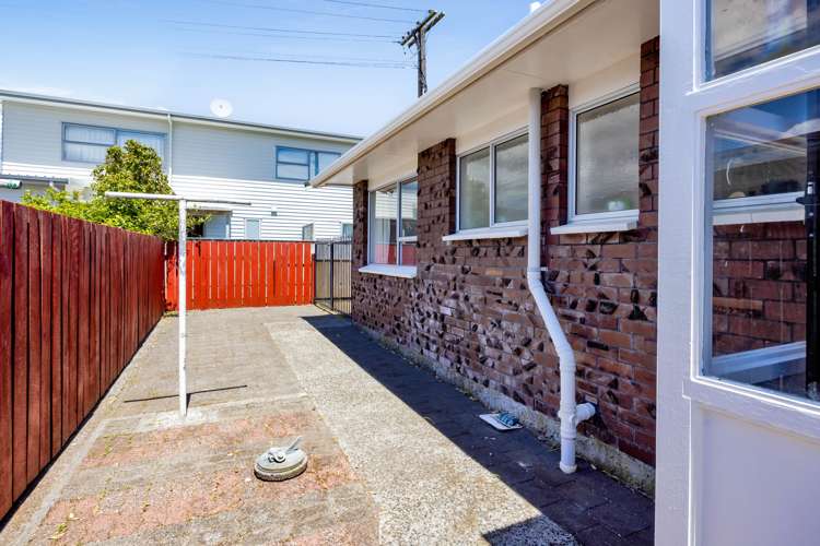 135 Coronation Avenue Welbourn_16